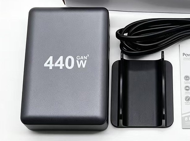 8-Port Desktop Charger 440W GaN — detail view